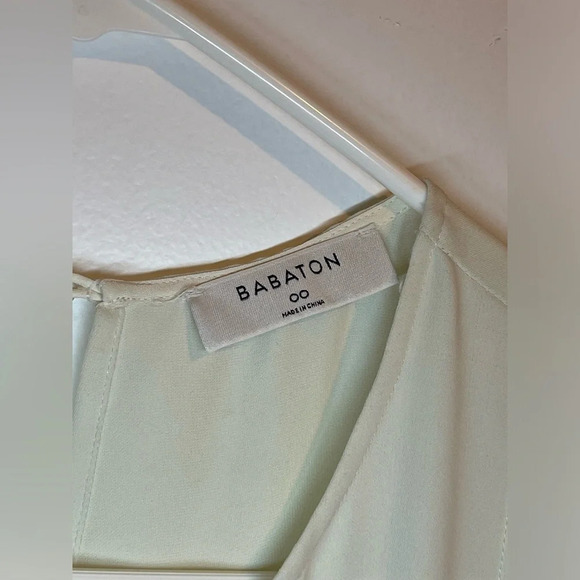 Aritzia Babaton Belmondo Jumpsuit Silvertip Sleeveless crew neck ivory size 00 - Picture 8 of 12